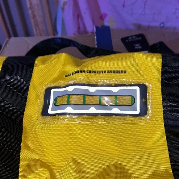 HP🎊🎊Disney Pixar Monsters, Inc. Scare Canister Duffel Bag - BoxLunch Exclusi… - Picture 5 of 10